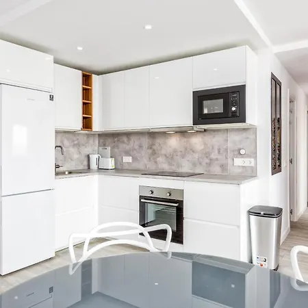 Apartment Front Line Beach By Puerto Banus Marbella