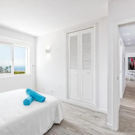 Front Line Beach By Puerto Banus *